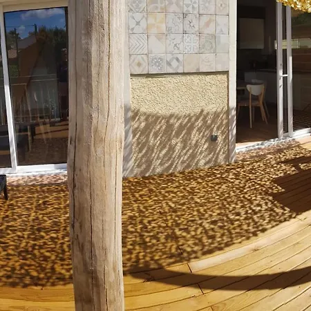 La Guiraudette Apartmán *